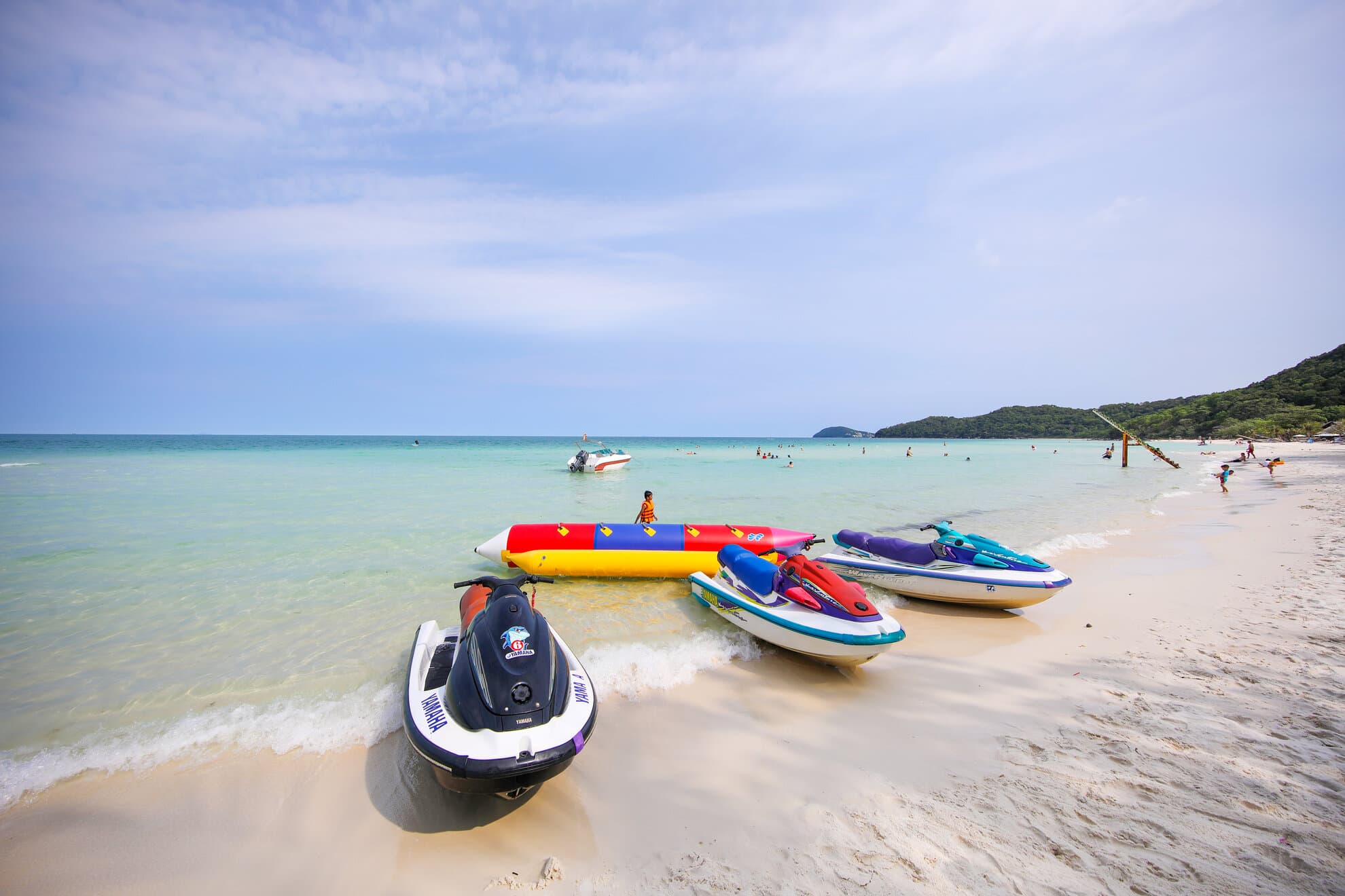Lonely Planet gợi ý tắm biển, đi tour đảo và cáp treo tại Phú Quốc