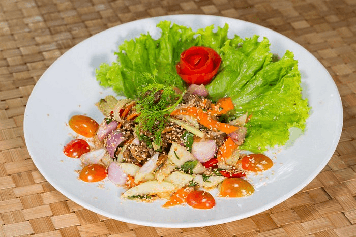 Các món ăn được trình bày bắt mắt tại nhà hàng Chez Carole Restaurant