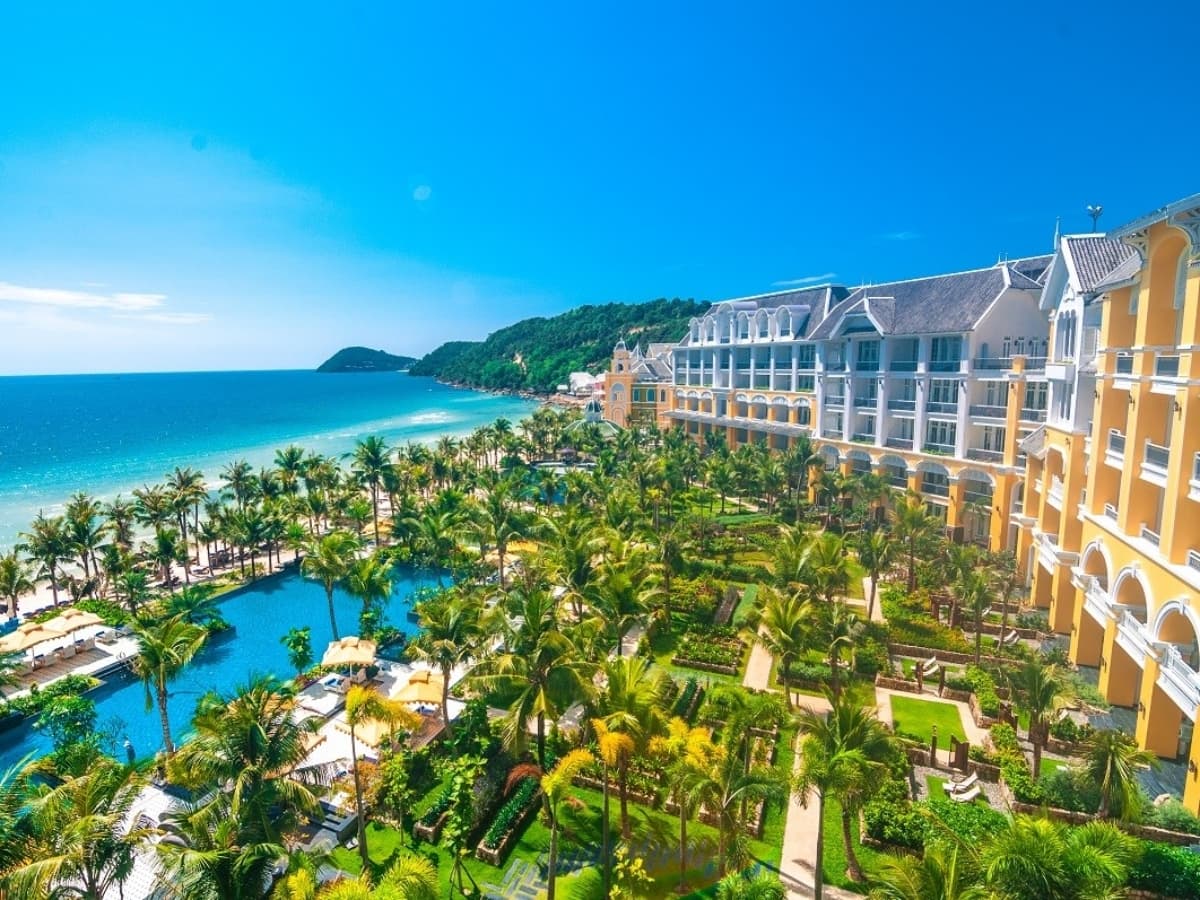JW Marriott Phu Quoc Emerald Bay từng được vinh danh tại Reader’s Choice Awards 2025